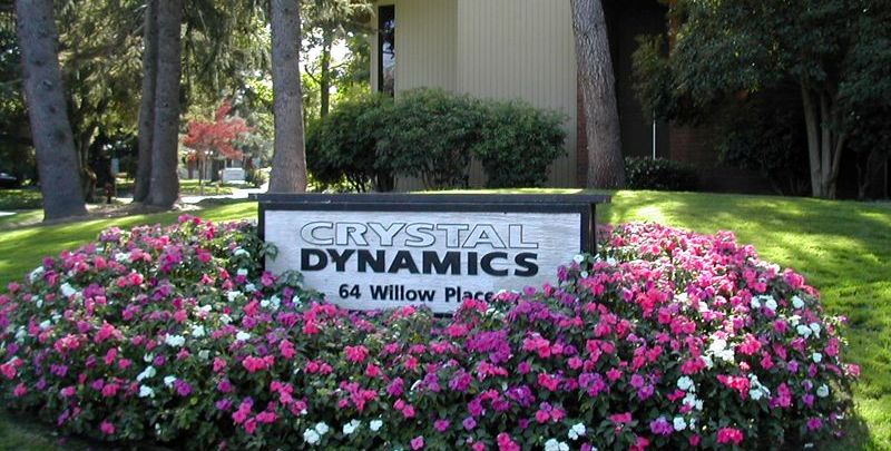 文件:CrystalDynamics-2009-studio.jpg